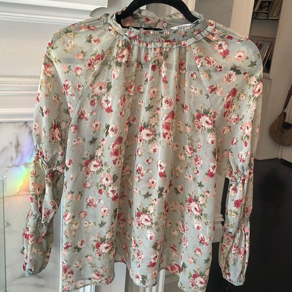 Zara Tops Zara Floral Top Poshmark